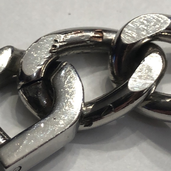 Dollhouse Ladies Watch - silver tone. - Picture 12 of 15